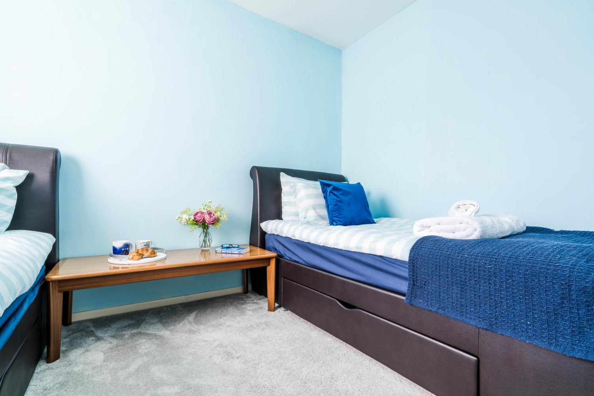 Leicester Oadby 4 Bed Home, 8 Guests, Park 5 Cars מראה חיצוני תמונה